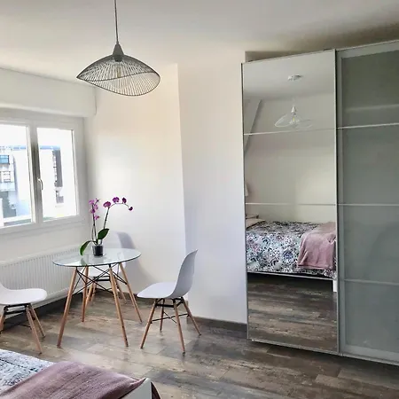 Apartment Joli Sevigne A *