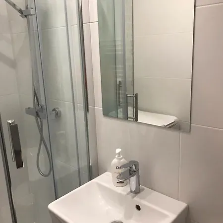 Joli Sevigne A Apartament Caen