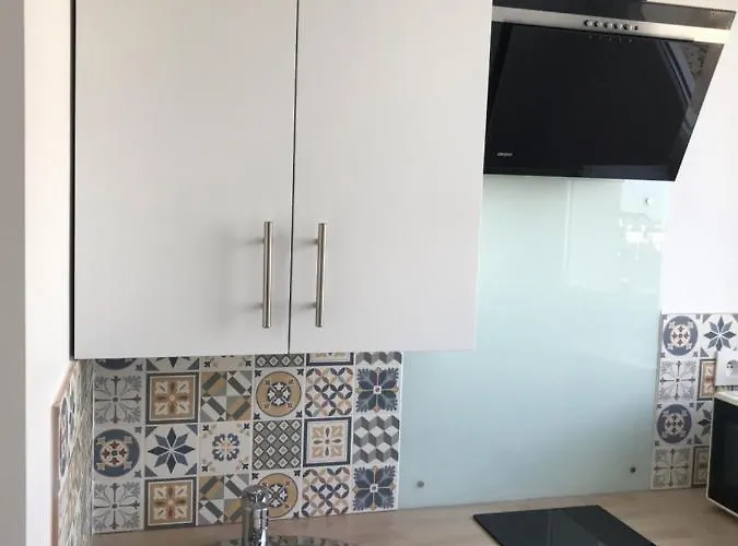 Joli Sevigne A * Caen