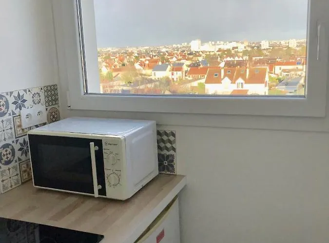 Joli Sevigne A Apartment Caen